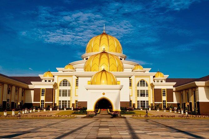 Kuala Lumpur City Tour with Batu Caves (Private) - Tour logistics that matter more than you think (especially in KL)