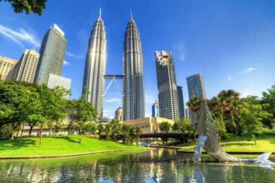Kuala Lumpur Cruise Excursions from Port Klang - Skyline Icons First: Petronas Twin Towers and KL Tower Without the Guesswork