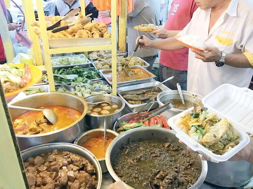 Kuala Lumpur: Evening Food Tour by Bike - Key Highlights You’ll Feel on the Night