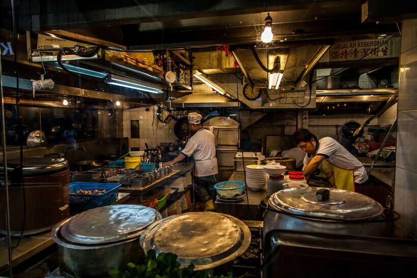 Kuala Lumpur: Evening Food Tour by Bike - Kuala Lumpur After Dark: Why Two Wheels Works for Food