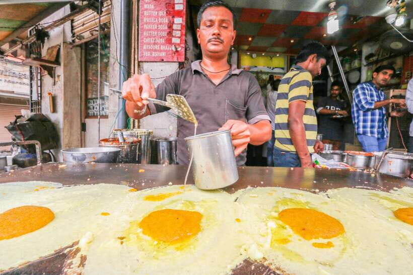 Kuala Lumpur: Evening Food Tour by Bike - Route Rhythm: From Desa Pandan to Dataran Merdeka