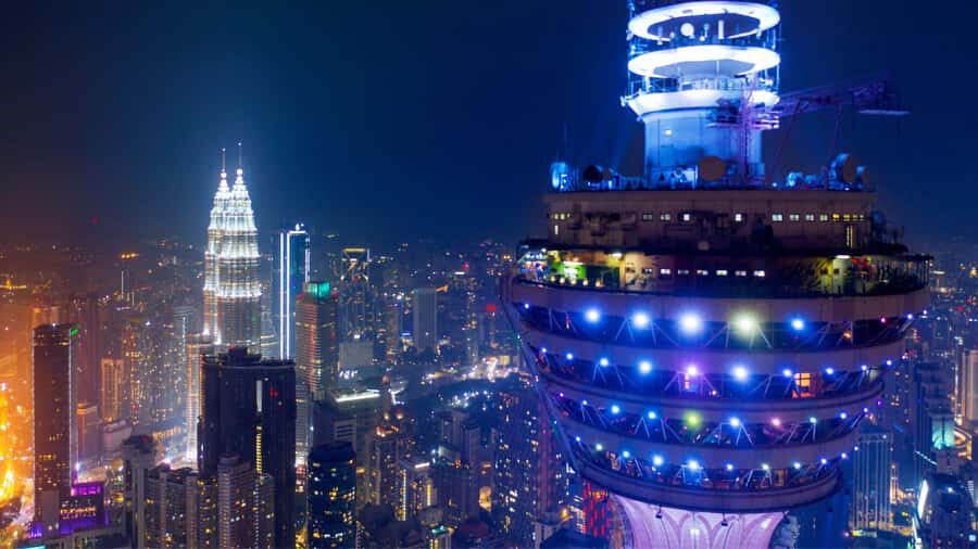Kuala Lumpur: Evening Tour with Kuala Lumpur Tower Tickets - Why Kuala Lumpur at Night Feels Different
