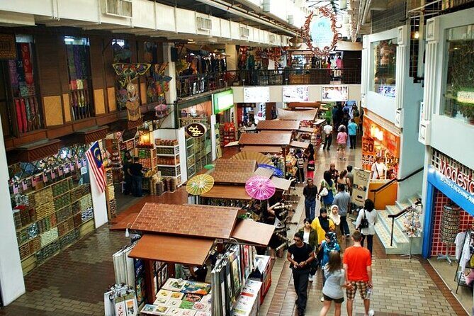 Kuala Lumpur Full Day Private Tour with 24 spots Of Wonders - Istana Negara and the Independence Core: royalty to Merdeka in one sweep
