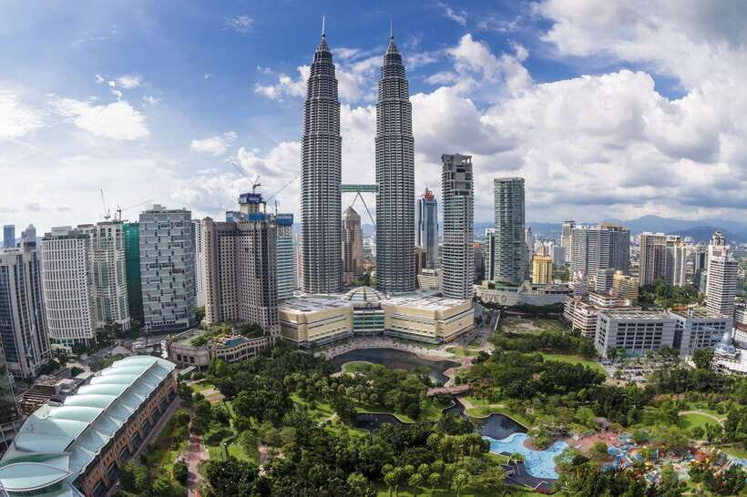 Kuala Lumpur Full-Day Sightseeing Tour with Batu Caves - Central Market: A Short Shopping Stop That Can Be Real Fun
