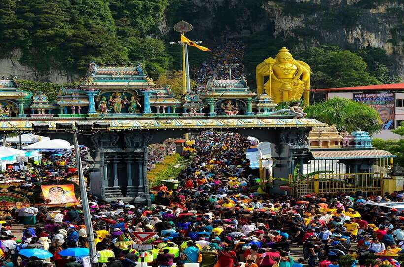 Kuala Lumpur Full-Day Sightseeing Tour with Batu Caves - Thean Hou Temple: Mainland-Style Chinese Temple Details