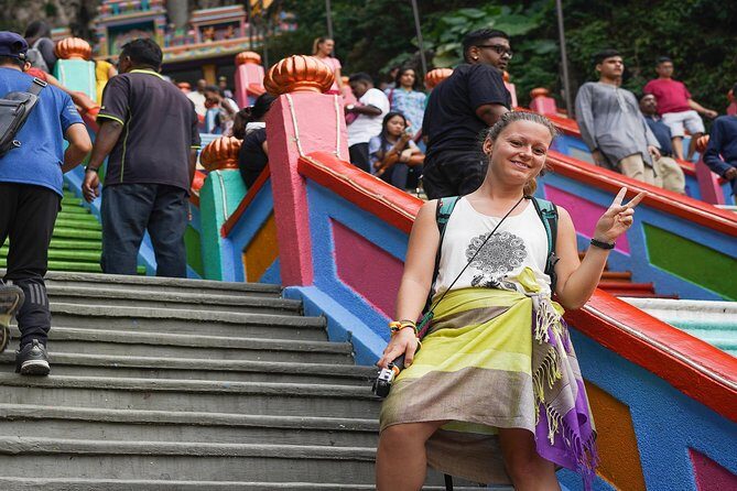 Kuala Lumpur Half Day Batu Caves And Cultural Group Tour - Thean Hou Temple on Robson Heights: A Six-Tier Pagoda with Hainanese Roots