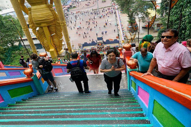 Kuala Lumpur Half Day Batu Caves And Cultural Group Tour - Masjid Negara (National Mosque): Etiquette Tips and the Friday Closure Reality