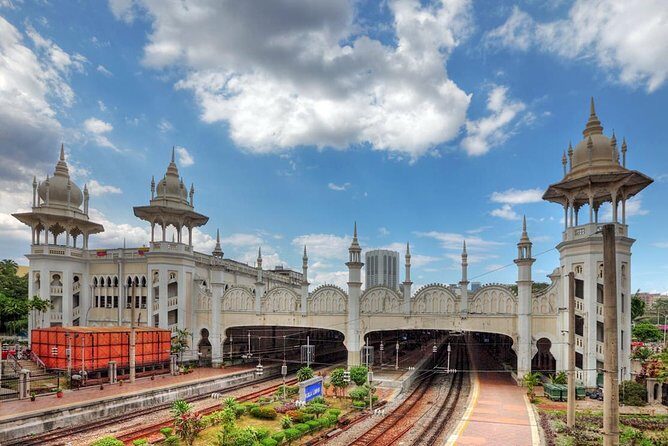 Kuala Lumpur Half-day City Tour - National Monument and Merdeka Square: remembering Malaysia’s turning points