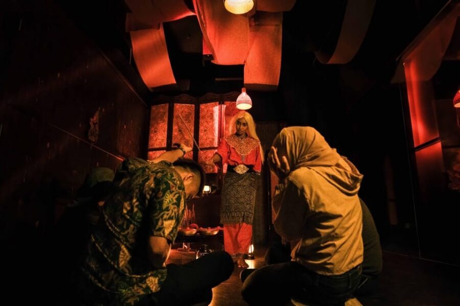 Kuala Lumpur: Hauntu The Linc Admission Ticket - Live actors and interactive drama: why it feels different from a standard haunted house