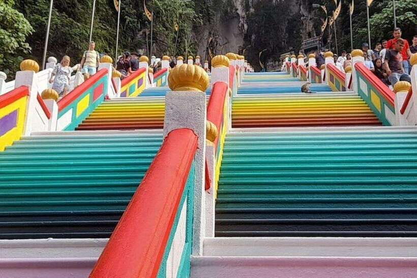 Kuala Lumpur: Kuala Gandah and Batu Caves Private Trip - Batu Caves: your hour of temples, 272 steps, and monkey chaos