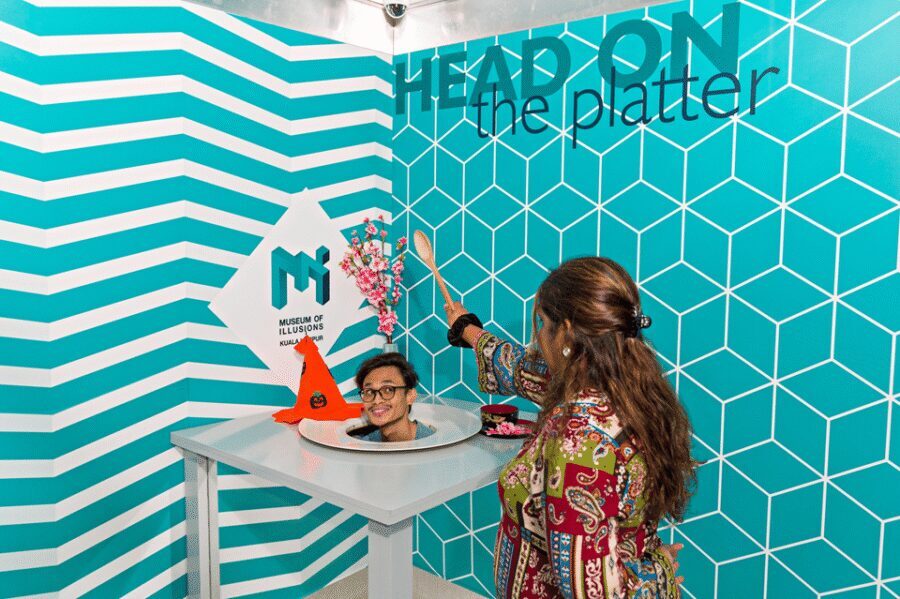 Kuala Lumpur: Museum Of Illusions Standard Admission Ticket - What Makes This Place Work: Optical Illusions That Teach Through Fun
