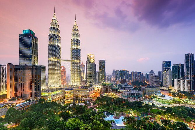 Kuala Lumpur Night Tour - Getting picked up, staying comfortable, and managing the pace