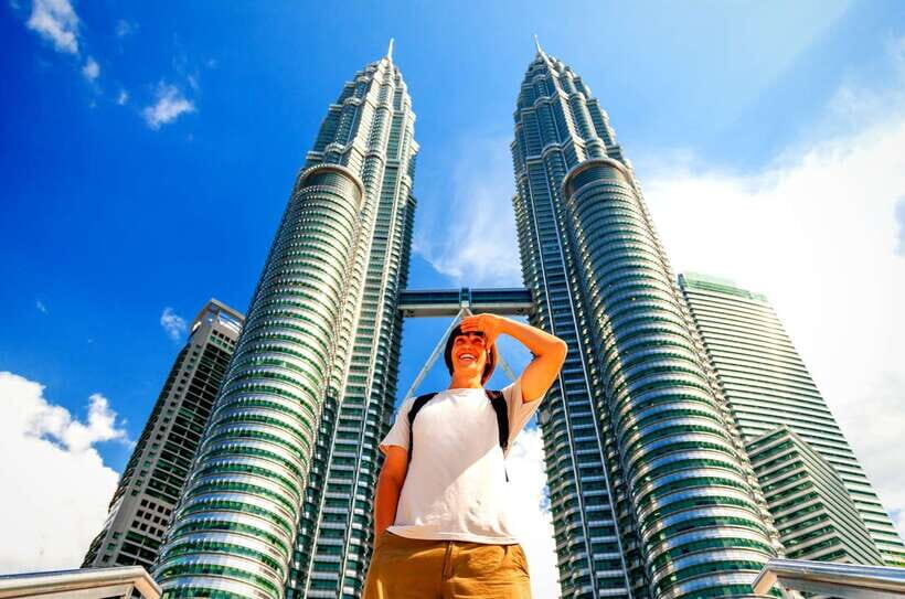 Kuala Lumpur Petronas Towers e-Tickets - Arrival and queues: what you skip, and what you still face