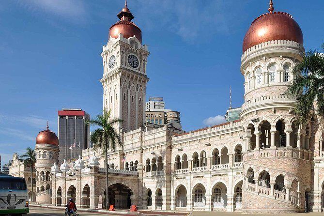 Kuala Lumpur Private City Highlights Tour - Thean Hou Temple: six tiers, Mazu, and a different kind of city view