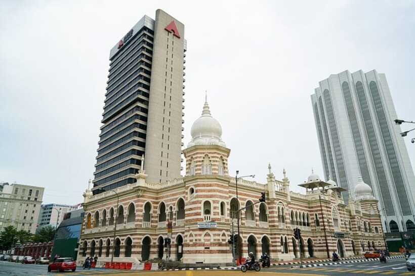 Kuala Lumpur: Private custom walking tour with a local guide - What Makes the Guide Part Worth It: Local Life Advice