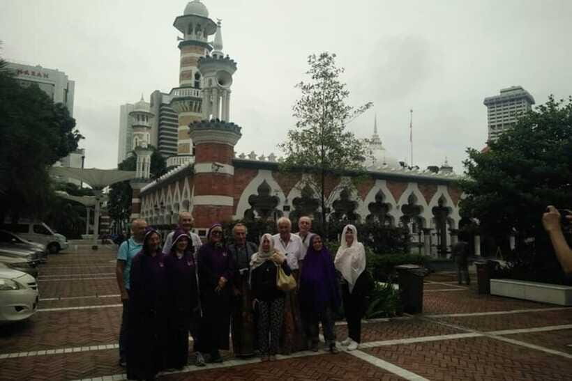 Kuala Lumpur: Private custom walking tour with a local guide - Duration Options (2 to 8 Hours): How to Choose Your Time