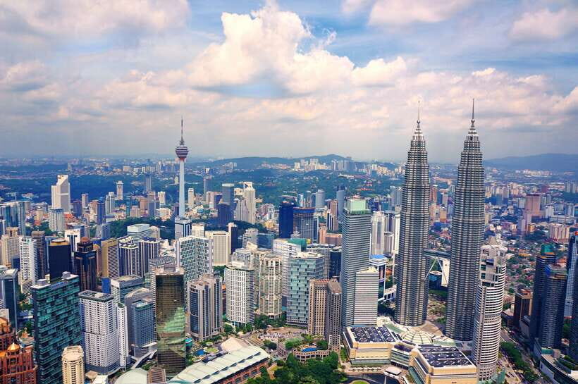 Kuala Lumpur: Private Customized Walking Tour with a Local - How Customization Works: Your Guide Picks the Route, You Shape the Priorities