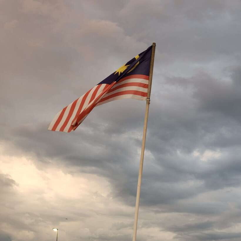 Kuala Lumpur: Private Sightseeing Tour with Pickup - Sultan Abdul Samad Area, River of Life, and Masjid Jamek