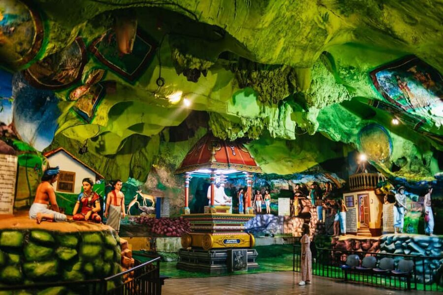 Kuala Lumpur Suburbs: Batu Caves Half-Day Tour (SIC) - Morning vs Afternoon: Heat, Comfort, and the Better Slot