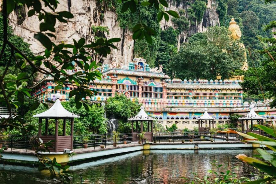 Kuala Lumpur Suburbs: Batu Caves Half-Day Tour (SIC) - Pickup Rules in Kuala Lumpur: Golden Triangle Convenience vs Meet-Point Reality