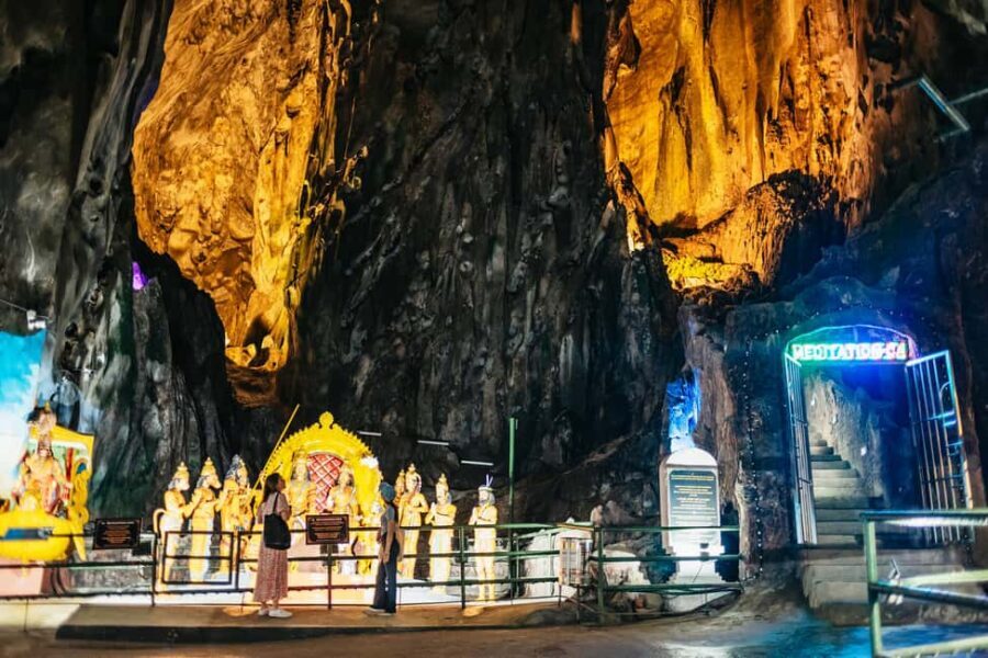 Kuala Lumpur Suburbs: Batu Caves Half-Day Tour (SIC) - Batu Caves Climb: 272 Steps, Temple Rules, and the Murugan Statue