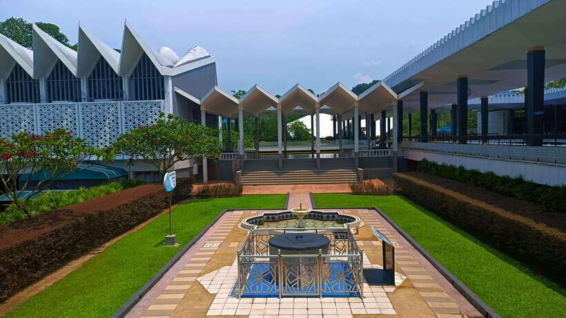 Kuala Lumpur: Temple & Shrine Private Half Day Tour - Price and value: what you’re really paying for at $47 per person
