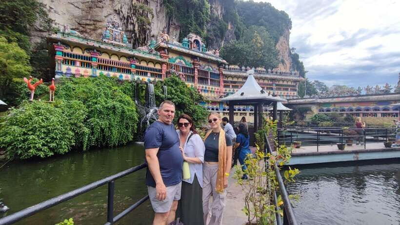 Kuala Lumpur Tour: Private Vehicle Charter/Hire With Driver - Petronas Twin Towers: better photos with a plan