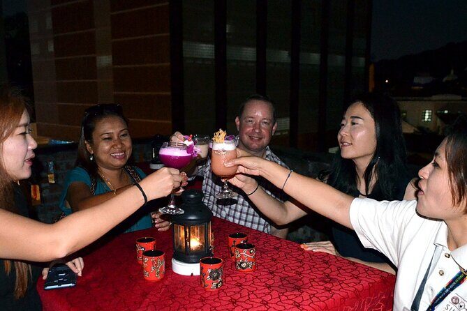 Kuala Lumpur's Nightlife Secrets and Street Food - The surprise dish: why the wait is part of the experience