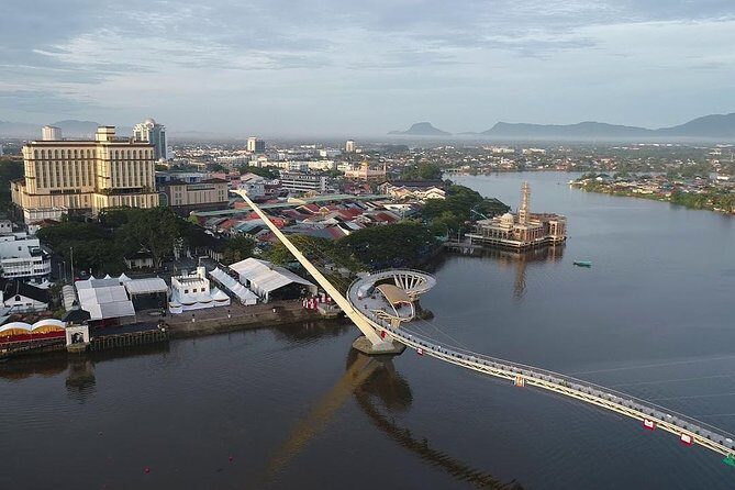 Kuching Half Day City Tour - Tua Pek Kong Temple: small stop, big atmosphere