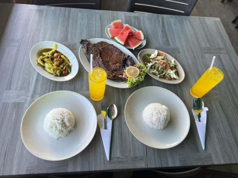 Langkawi: Floating Restaurant & Snorkeling Trip - Floating Restaurant & Fish Farm: Lunch, Stingrays, and Fresh Seafood