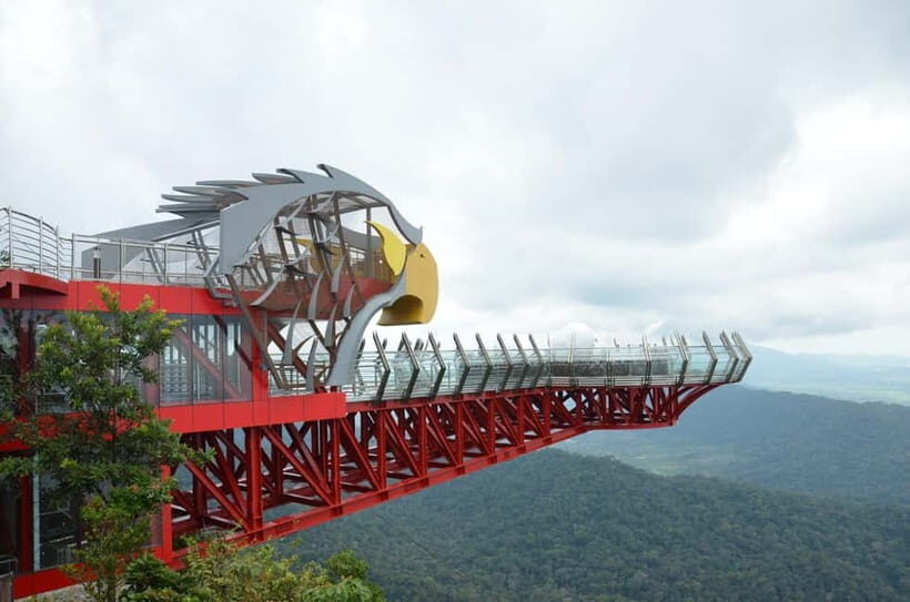 Langkawi: Iconic Landmarks & Natural Wonders Guided Tour - Door-to-door pickup: the hidden value of AC and a good driver