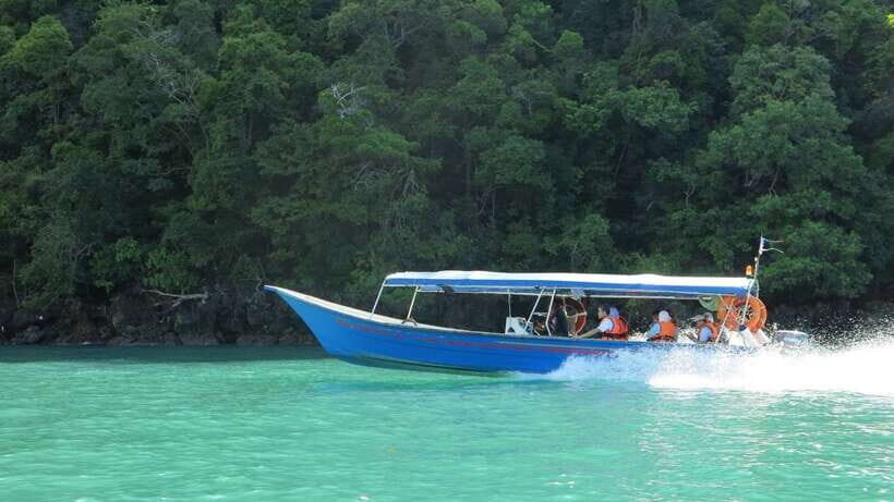 Langkawi: Island Hopping Tour - Eagle feeding and island-hopping energy in about 3.5 hours