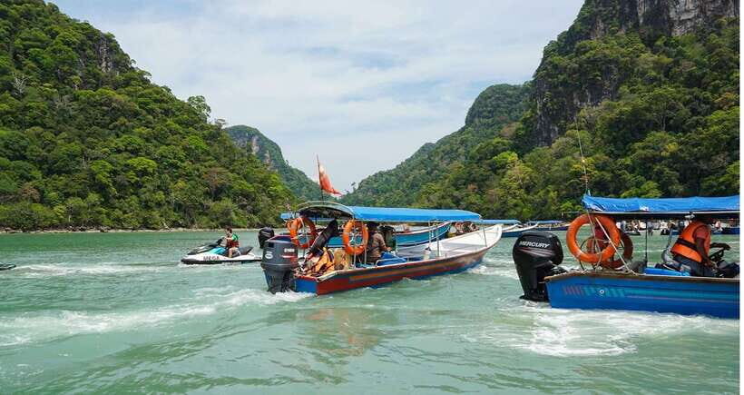 Langkawi: Island Hopping Tour - Pulau Singa Besar: where the eagles steal the show