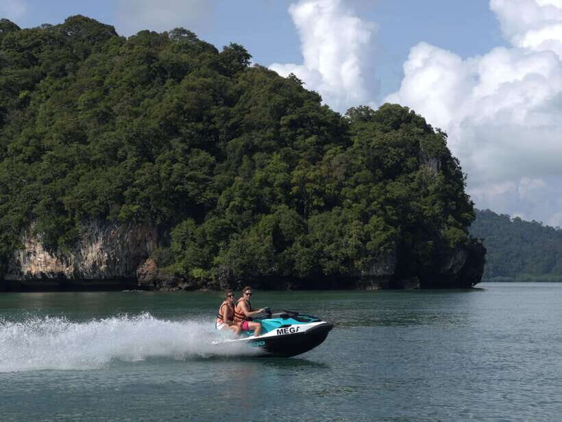 Langkawi: Premium UNESCO Geopark Jet Ski Tour of 8 Islands - Stop at Dayang Bunting: Pregnant Maiden Lake and the swim that feels different