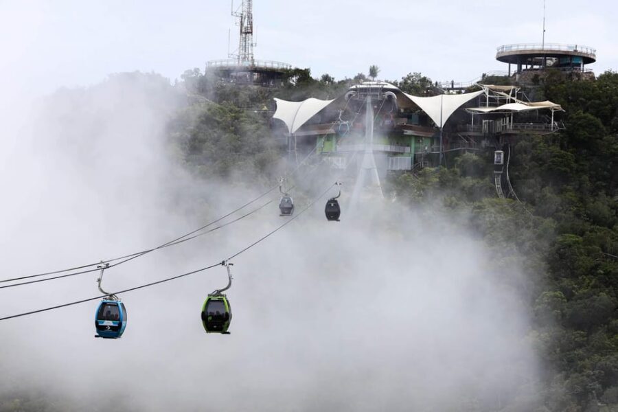 Langkawi: Skycab Cable Car Ticket Options - SkyBridge at the top: walking above the trees with glass-floor sections