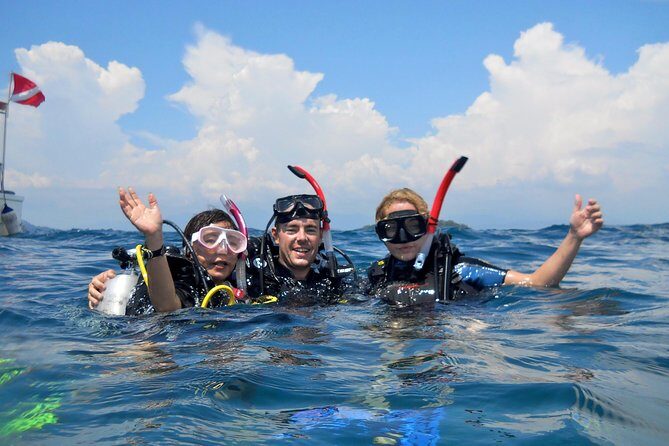 Learn to Dive | RAID Open Water 20 Diver Course | Kota Kinabalu - Instructors and coaching style: Yadi, Basir, Amir, Alex, and Didi