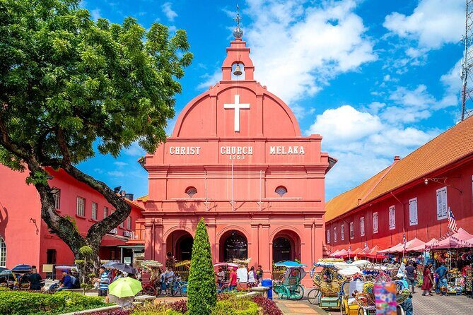 Malacca UNESCO "World Heritage Site" Day Trip with Lunch from KL - Churches and the fort that define the skyline: St. Francis Xavier, St. Paul’s Hill, and A’Famosa