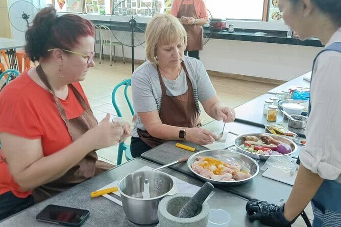 Malay Culinary Journey Cooking Class for the Adventurous Foodie - Penang Chiak Cooking Class: Real Instruction, Not Just a Show