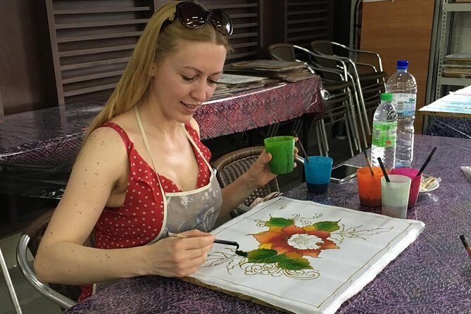 Malaysian Batik Experience-Handkerchief - Key highlights you’ll care about