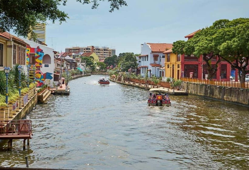 Melaka: Melaka River Cruise E-Ticket - The daytime route: Stadthuys, Bastion Middleburg, and riverfront landmarks