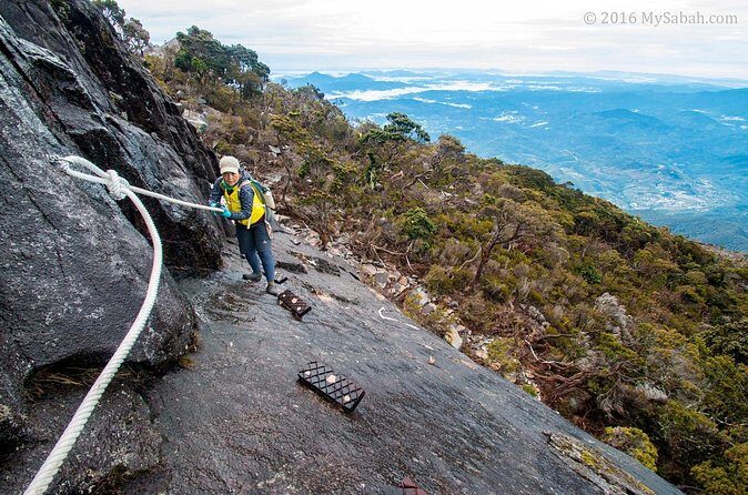 Mount Kinabalu Climbing 2 Days 1 Night - Getting to Kinabalu Park from Kundasang: logistics that matter