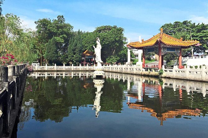 Orang Utan Island and Perak Tong Cave Temple Day Tour from Kuala Lumpur - Transportation comfort and group size: private-style without the drama