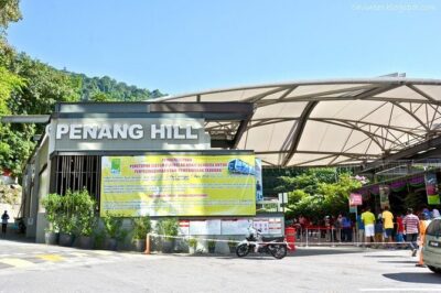 Penang City & Temple Tour with Penang Hill(Fast Lane) & Kek Lok Si - Thai Buddhist Wat Chayamangkalaram: a calmer stop before the views