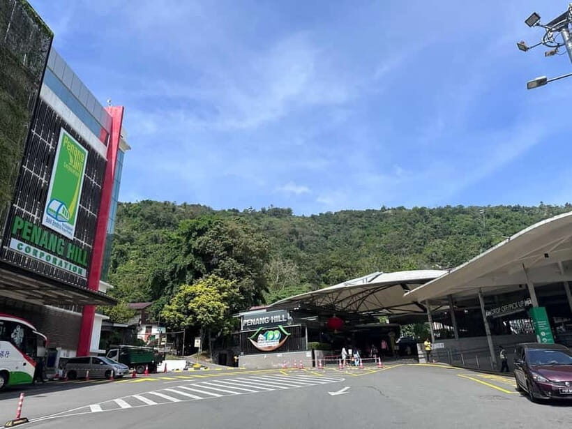 Penang: Fascinating 5-Hour Private Local Tour - How the day flows: one circuit, fewer wasted hours