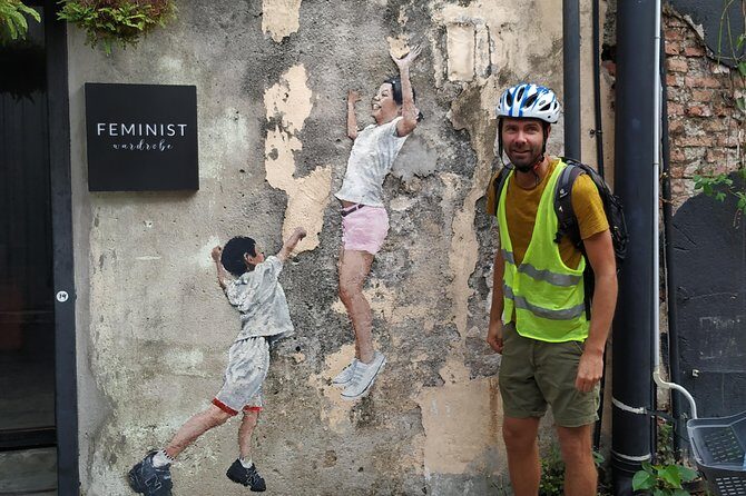 Penang George Town All-In-One Heritage Tour By Bicycle & Trishaw (Metro Bike) - Food included: what you should expect and how to eat well