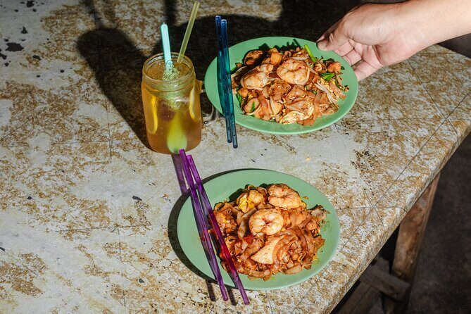 Penang Plates Food Tour with 15+ Tastings - How the guide makes or breaks the experience