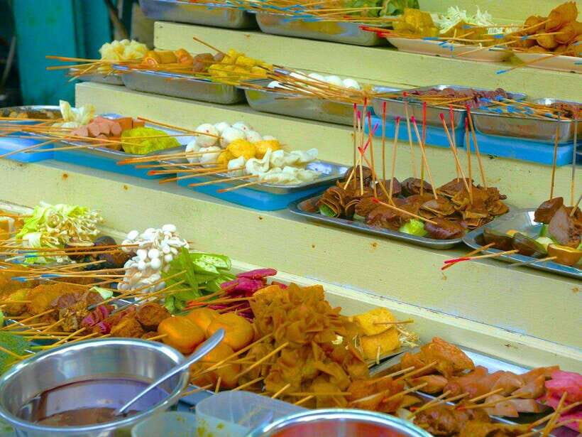 Penang: Trishaw Ride and Hawker Center Food Tour - The City Stops: Mosque, Church, Temple, and Colonial-Era Details