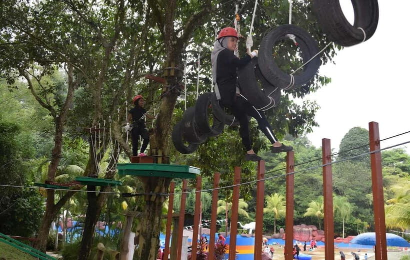 Perak: Bukit Merah Laketown Waterpark Admission Ticket - Laketown Waterpark in Perak: What the Setting Does for Your Day