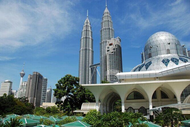 Petronas Twin Tower Entry (E-Ticket) With Skybridge Access - Key highlights at a glance