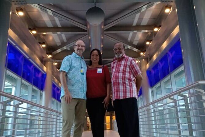 Petronas Twin Tower Skybridge View & Dining Experience Tour with Local Host - Price and value: is $63 worth it for a Skybridge view and meal?